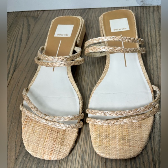 Dolce Vita Beige Tan Haize sandals- size 8.5 - Picture 1 of 6